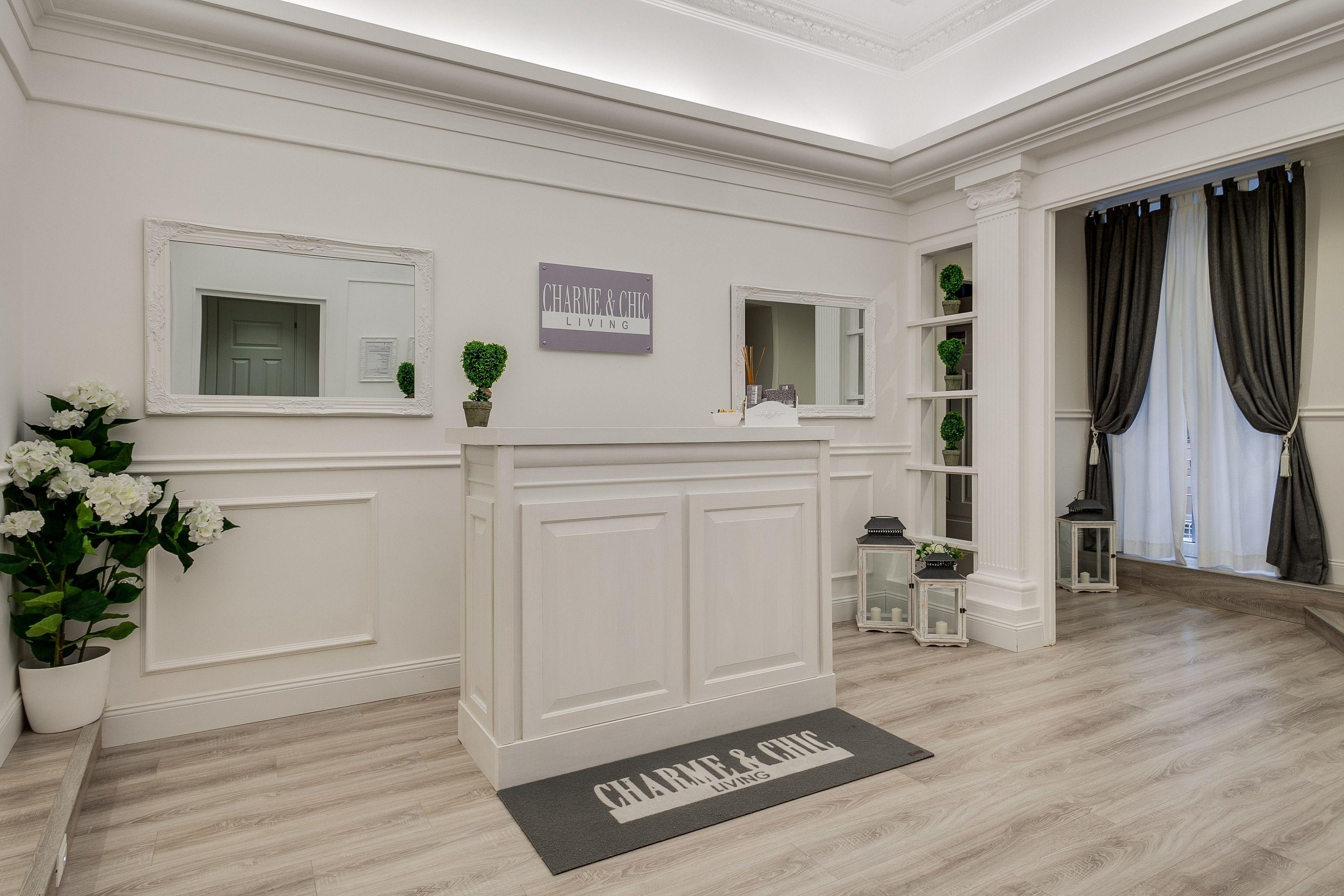 Charme & Chic Luxury — Photos 2