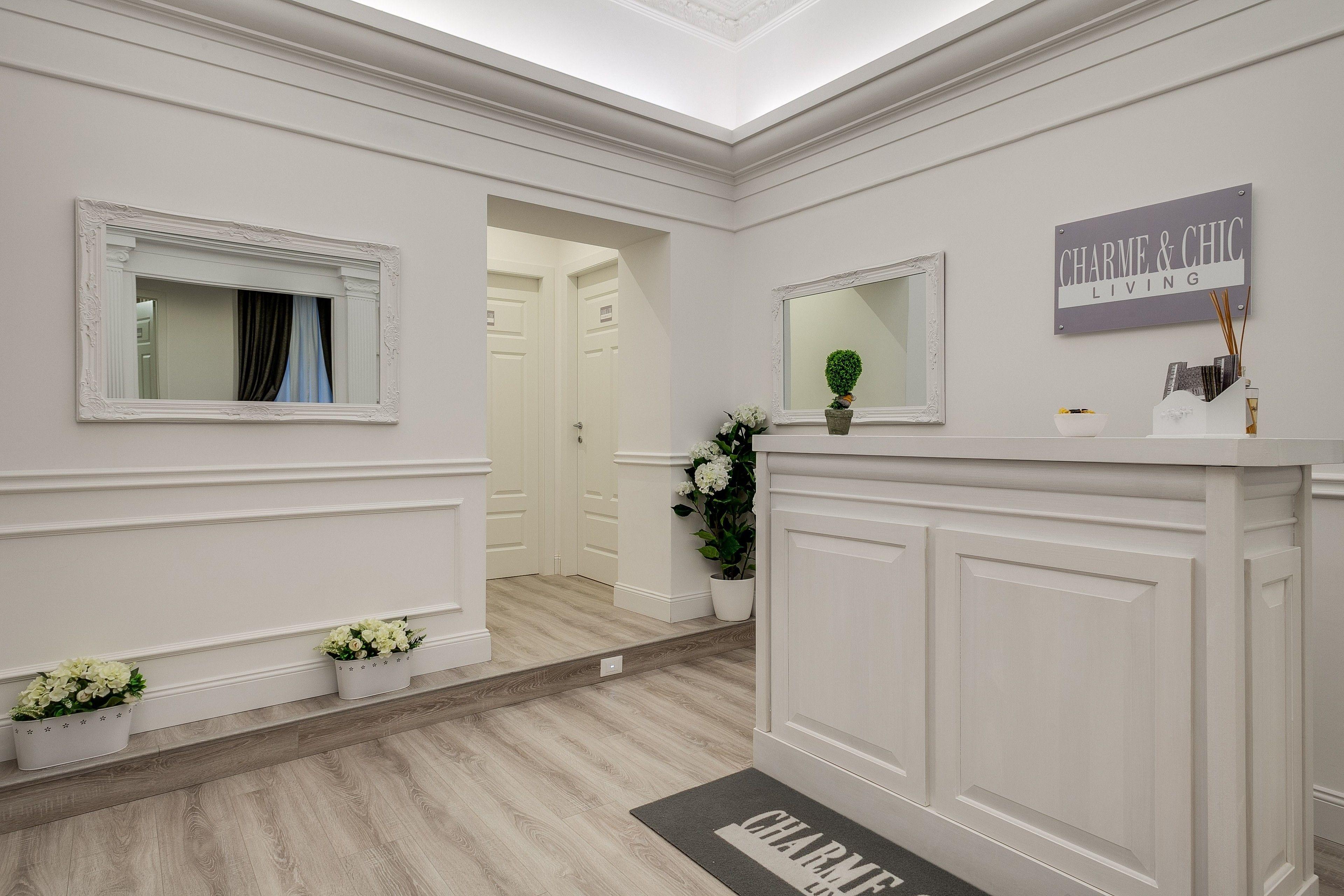 Charme & Chic Luxury — Photos 1